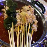 朋友拉着来的，据她说是从南锣鼓巷的店吃过来的