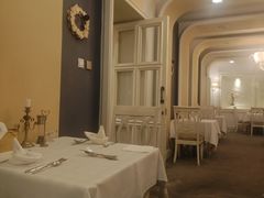 -成桂西餐厅·42年的味道(五大道疙瘩楼店)