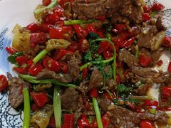 小炒黄牛肉-湘聚南县土菜馆(龙山二路店)