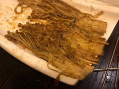 -郑贵初烧烤·烤凤爪的发明者(王家湾店)