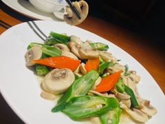 -涌觅名灶·本地海鲜宁波菜(财富广场店)