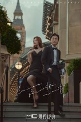 -现代经典婚纱摄影