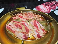 -猪啊牛呀羊啊铜盘烤肉(正大广场店)