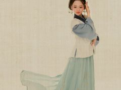 -九月鹰飞汉服摄影工作室