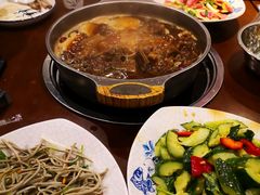 -亿诣蝎府炸酱面羊蝎子火锅(酷车小镇店)