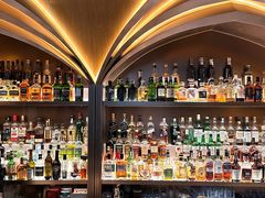 -Mogul Eatery·大亨餐酒馆