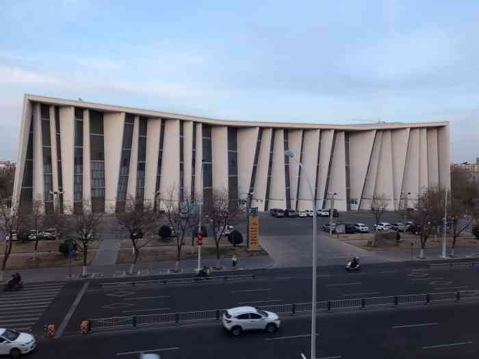 金昌市文化中心-"不用任何证件可以免费进入,我们先在科技.