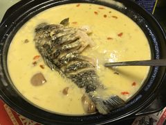 -鑫悦楼煎蟹·16年海鲜大排档