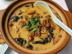 小鸡炖榛蘑-止观小馆·辽河口渔家菜(王府井店)