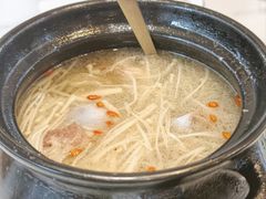 -老火大骨头汤馆