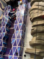 -MELAND CLUB亲子乐园·派对·餐厅(北京芳圆里ID MALL店)