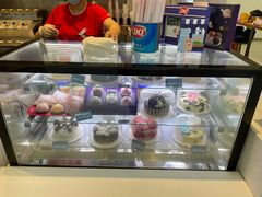 面包甜点陈列柜-DQ·蛋糕·冰淇淋(西直门店)