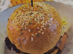 夏威夷牛肉汉堡-shark burger·鲨鱼汉堡(交子大道店)