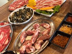 -山居屋炭火烧肉(厚街万达店)