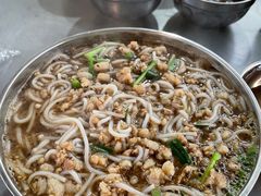 -正宗杨记普洱酸醋米线(总店)