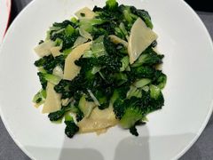 -荷塘秋月·本帮江浙菜(国权路店)