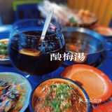 可以自己去拿，个人比较推荐的是牛肉，种类很多