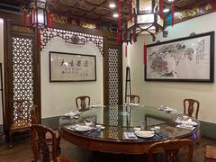 -梅龙镇酒家(南京西路总店)