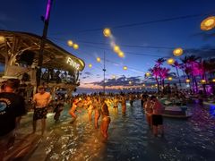 -FINNS Beach Club