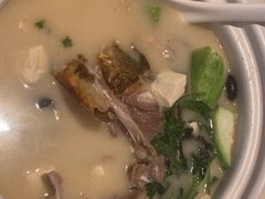 -港丽餐厅(高德置地店)