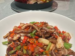 -艳阳天·非遗楚菜(武汉客厅店)