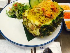 菠萝海鲜炒饭-美奈小馆·越南料理(福田星河COCO Park店)