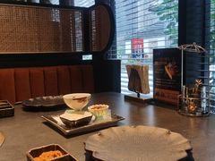 -铭牛烧肉·和牛海鲜自助(高新月牙湖店)