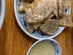 老北京炸灌肠-门框胡同百年卤煮(新街口店)