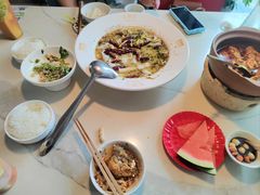 -渔语鱼酸菜鱼新川菜(来福士店)