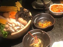 -湊湊火锅·茶憩(新中关购物中心店)