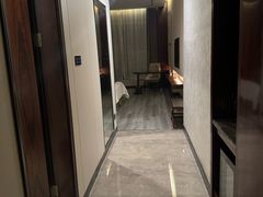 -蓝蔻酒店(深圳东站布吉万象汇店)