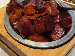 本帮笋干红烧黑猪肉-芳满庭·江浙小馆(1912店)