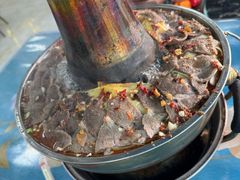 -青海特色美食小炒炕锅牦牛肉火锅