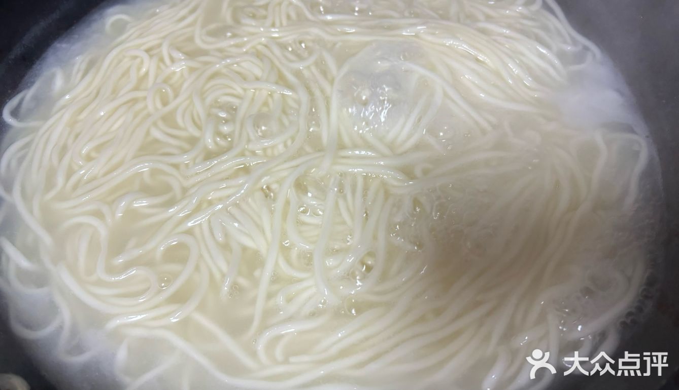 中午吃什么｜给你们看看我的饭碗🥣坐等开饭[调皮]