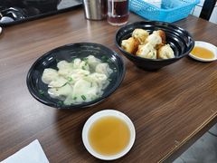 鲜肉小馄饨-赵宝美煎包店