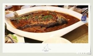 红烧阳澄湖团头鲂&nbsp;-金陵一哥龙虾(水木秦淮店)