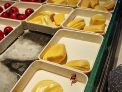 -涨巢·潮玩水疗局