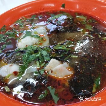 推荐先从学校走，毕竟，，，学校真的便宜啊