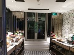 -浅深(世茂滨江精品店)