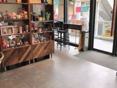 面包甜点陈列柜-星巴克(3号湾店)