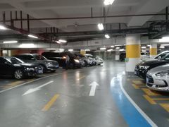 -日月光中心-停车场