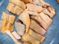 -老何家后安粉·糟粕醋海鲜火锅(三亚湾椰梦长廊店)