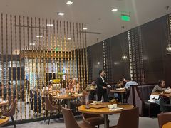 -乐忻皇朝(上海中心大厦店)