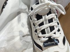 -SKECHERS 斯凯奇(上海国际时尚中心店)