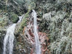 -西岭雪山大飞水景区