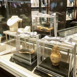 -周大福CHOW TAI FOOK(宝山苏宁易购店)