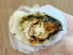 -上海虹口糕团(福州路店)