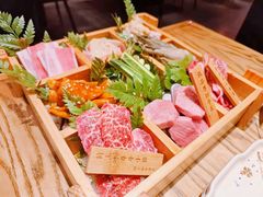 -肉魁屋·烧肉·烧鸟·酒场(高新店)