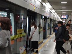 -常熟路(地铁站)