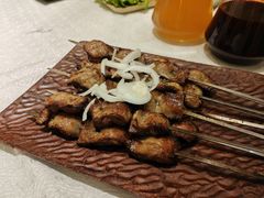 -丝路天山酒店(国际大巴扎店)